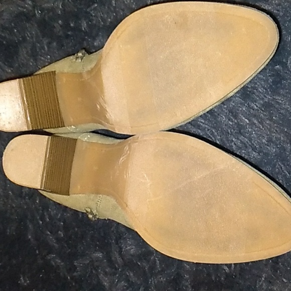 Old Navy boots! - Picture 5 of 7